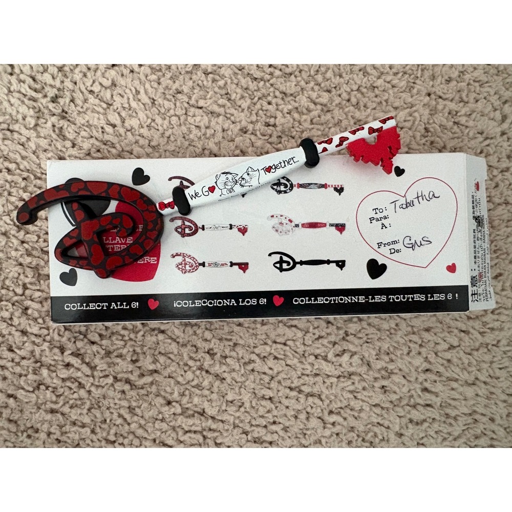 Disney Aristocats Marie Berlioz We Go Together Mystery Key Valentine Red Black